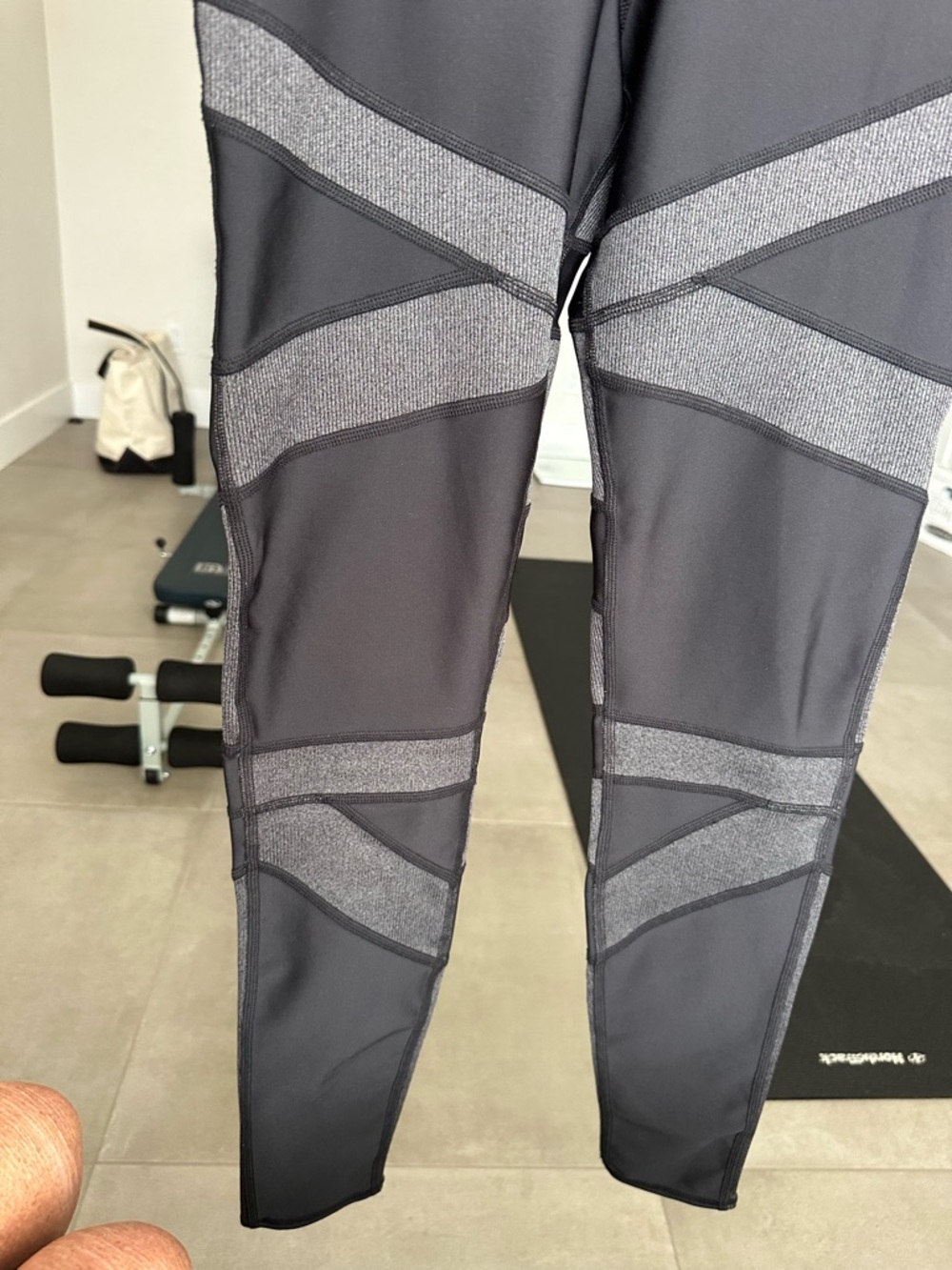 ALO Leggings